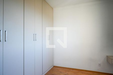 Quarto 2 de apartamento à venda com 2 quartos, 32m² em Parque Fongaro, São Paulo