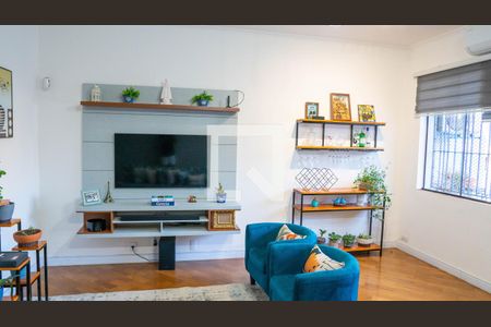 Casa à venda com 194m², 4 quartos e 3 vagasSala