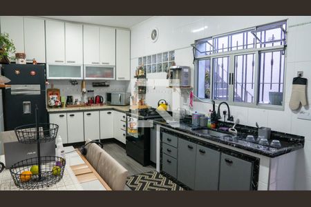 Casa à venda com 194m², 4 quartos e 3 vagasCozinha