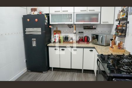 Casa à venda com 194m², 4 quartos e 3 vagasCozinha