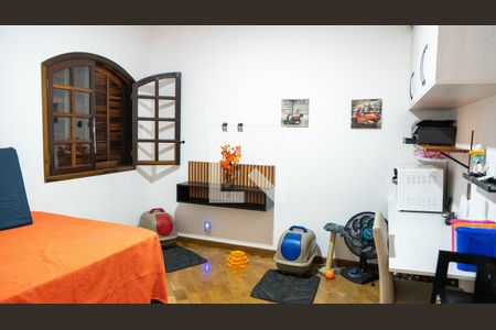 Casa à venda com 194m², 4 quartos e 3 vagasQuarto 3