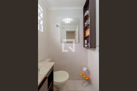 Lavabo  de casa de condomínio à venda com 2 quartos, 98m² em Vila Laís, São Paulo