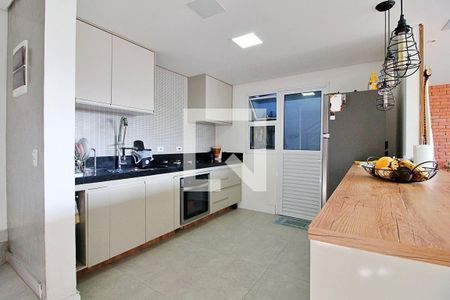 Apartamento à venda com 150m², 3 quartos e 2 vagasCozinha