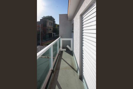 Casa à venda com 150m², 3 quartos e 4 vagas Casa à venda com 150m², 3 quartos e 4 vagasvaranda Suíte