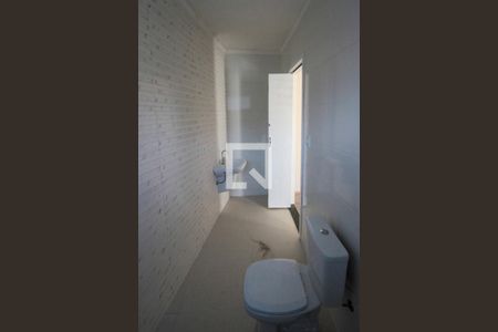 Casa à venda com 150m², 3 quartos e 4 vagas Casa à venda com 150m², 3 quartos e 4 vagasBanheiro da Suíte