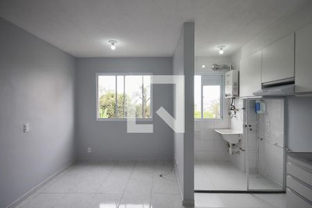 Sala de apartamento para alugar com 2 quartos, 42m² em Parque Reboucas, São Paulo