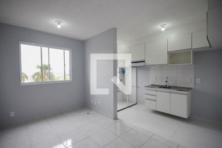 Sala de apartamento para alugar com 2 quartos, 42m² em Parque Reboucas, São Paulo