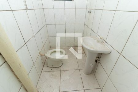 Banheiro de casa para alugar com 1 quarto, 40m² em Vila Carolina, São Paulo
