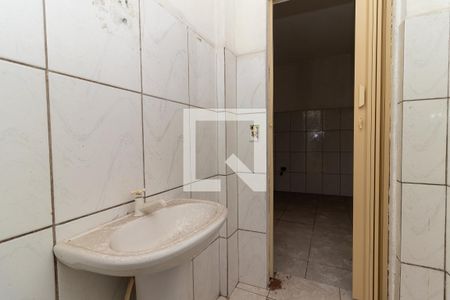 Banheiro de casa para alugar com 1 quarto, 40m² em Vila Carolina, São Paulo