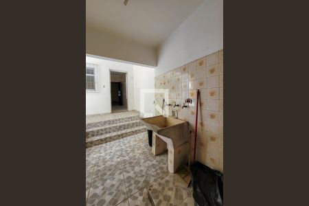 Casa à venda com 300m², 4 quartos e 3 vagas Casa à venda com 300m², 4 quartos e 3 vagasÁrea de Serviço