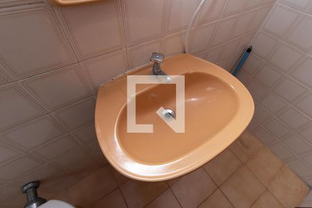 Casa à venda com 115m², 6 quartos e 1 vaga Casa à venda com 115m², 6 quartos e 1 vagaBanheiro 3