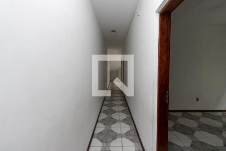 Casa à venda com 115m², 6 quartos e 1 vaga Casa à venda com 115m², 6 quartos e 1 vagaCorredor