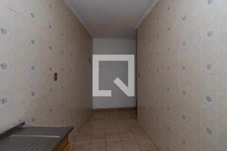 Casa à venda com 115m², 6 quartos e 1 vaga Casa à venda com 115m², 6 quartos e 1 vagaCozinha