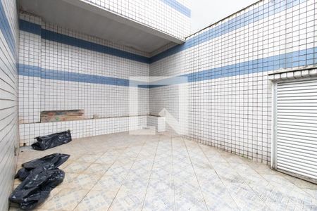 Casa à venda com 115m², 6 quartos e 1 vaga Casa à venda com 115m², 6 quartos e 1 vagaGaragem