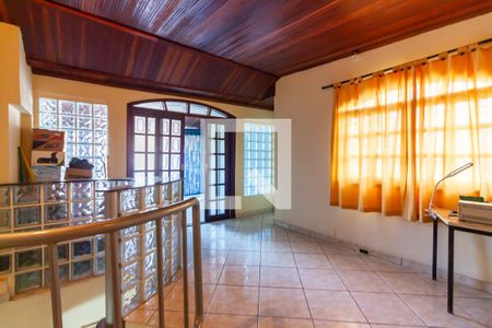 Casa para alugar com 290m², 5 quartos e 2 vagasCobertura