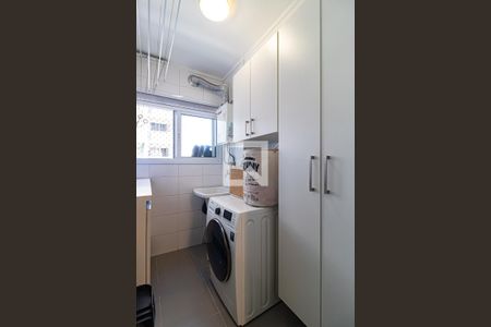 Apartamento para alugar com 67m², 2 quartos e 1 vaga Apartamento para alugar com 67m², 2 quartos e 1 vagaÁrea de Serviço