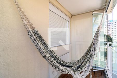 Apartamento para alugar com 67m², 2 quartos e 1 vaga Apartamento para alugar com 67m², 2 quartos e 1 vagaVaranda