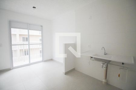 Sala/Cozinha de kitnet/studio à venda com 1 quarto, 32m² em Vila Guilherme, São Paulo