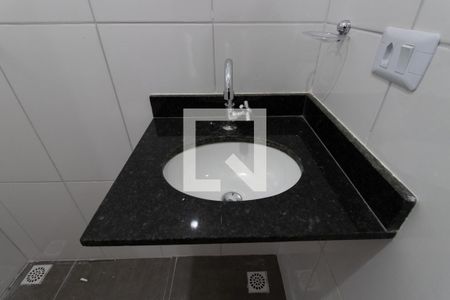 Apartamento para alugar com 50m², 2 quartos e sem vaga Apartamento para alugar com 50m², 2 quartos e sem vagaBanheiro