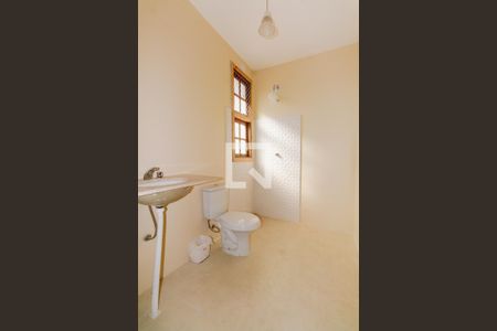 Casa à venda com 361m², 3 quartos e 7 vagasBanheiro