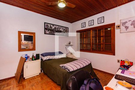 Casa à venda com 280m², 6 quartos e 2 vagas Casa à venda com 280m², 6 quartos e 2 vagasQuarto 2
