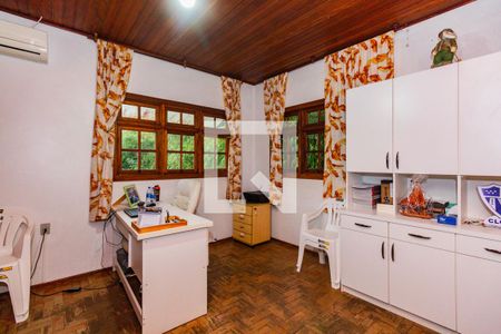 Casa à venda com 280m², 6 quartos e 2 vagas Casa à venda com 280m², 6 quartos e 2 vagasQuarto 3