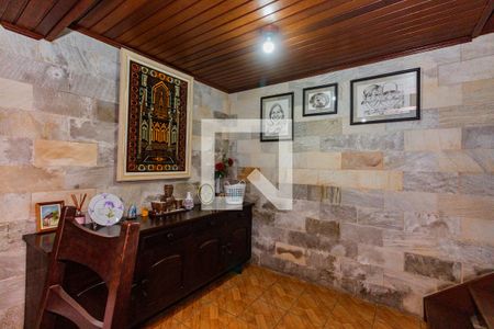 Casa à venda com 280m², 6 quartos e 2 vagas Casa à venda com 280m², 6 quartos e 2 vagasSala 2