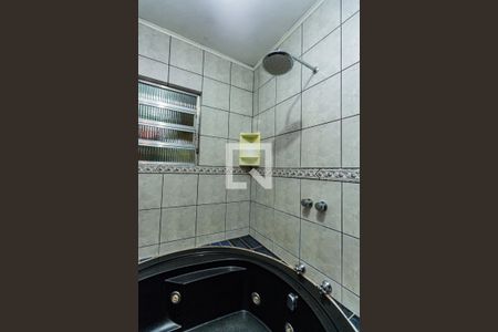 Casa à venda com 280m², 6 quartos e 2 vagas Casa à venda com 280m², 6 quartos e 2 vagasBanheiro 1