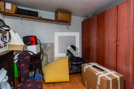 Casa à venda com 280m², 6 quartos e 2 vagas Casa à venda com 280m², 6 quartos e 2 vagasQuarto 5