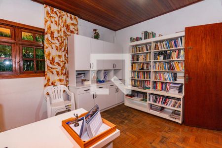 Casa à venda com 280m², 6 quartos e 2 vagas Casa à venda com 280m², 6 quartos e 2 vagasQuarto 3