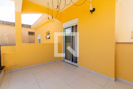 Casa à venda com 450m², 6 quartos e 8 vagas Casa à venda com 450m², 6 quartos e 8 vagasVaranda