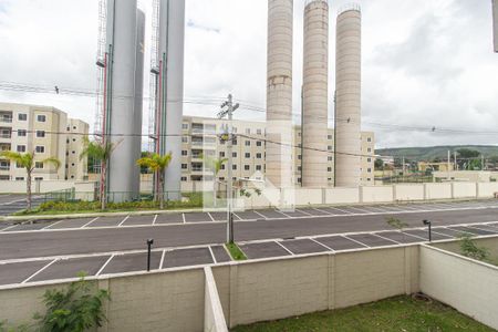Vista da Sala de apartamento para alugar com 2 quartos, 42m² em Inhoaíba, Rio de Janeiro