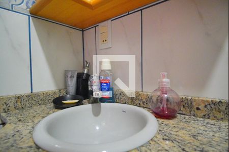 Casa à venda com 200m², 3 quartos e 3 vagasBanheiro Corredor