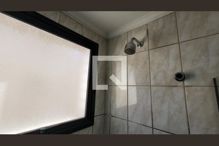 Banheiro de apartamento à venda com 1 quarto, 51m² em Centro, Campinas