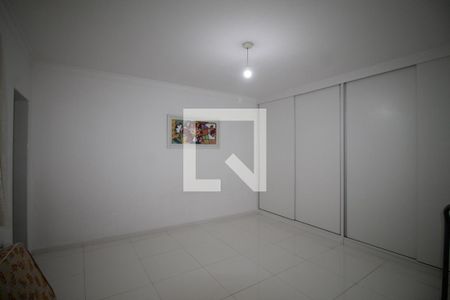 Casa à venda com 115m², 2 quartos e 4 vagasQuarto Suíte 2