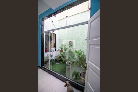 Jardim de Inverno  de casa para alugar com 2 quartos, 100m² em Santa Teresa, Rio de Janeiro