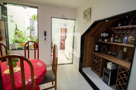 Casa para alugar com 100m², 2 quartos e sem vaga Casa para alugar com 100m², 2 quartos e sem vagaCopa