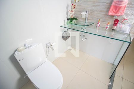 Casa para alugar com 100m², 2 quartos e sem vaga Casa para alugar com 100m², 2 quartos e sem vagaBanheiro Suíte
