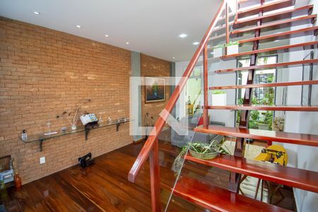 Sala de casa para alugar com 2 quartos, 100m² em Santa Teresa, Rio de Janeiro