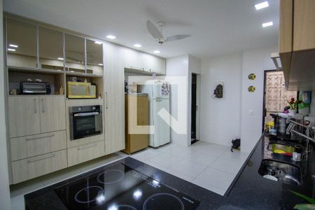 Casa para alugar com 100m², 2 quartos e sem vaga Casa para alugar com 100m², 2 quartos e sem vagaCozinha - Armários