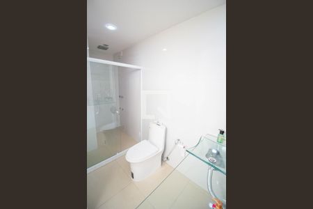Casa para alugar com 100m², 2 quartos e sem vaga Casa para alugar com 100m², 2 quartos e sem vagaBanheiro Suíte