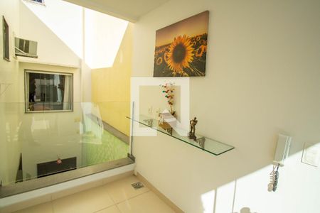 Casa para alugar com 100m², 2 quartos e sem vaga Casa para alugar com 100m², 2 quartos e sem vagaHall Terraço