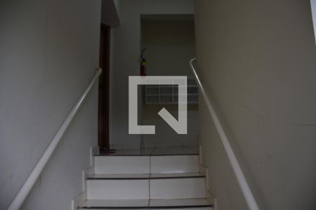 Apartamento para alugar com 52m², 2 quartos e 1 vagaEscada 