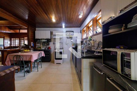 Casa de condomínio à venda com 160m², 4 quartos e 2 vagasCozinha