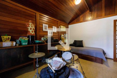 Casa de condomínio à venda com 160m², 4 quartos e 2 vagasQuarto 1