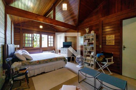 Casa de condomínio à venda com 160m², 4 quartos e 2 vagasSuite 1