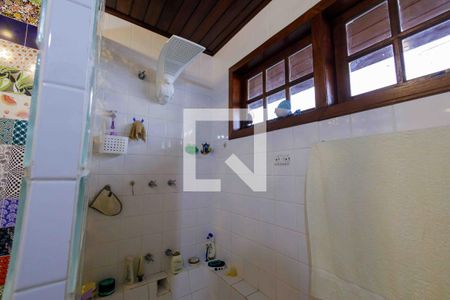 Casa de condomínio à venda com 160m², 4 quartos e 2 vagasBanheiro Suite 1