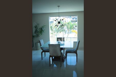 Casa à venda com 371m², 3 quartos e 5 vagasCozinha