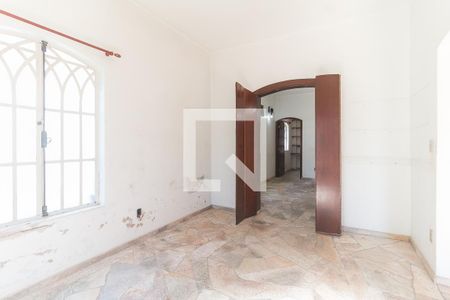 Sala de casa para alugar com 4 quartos, 450m² em Vila Oliveira, Mogi das Cruzes