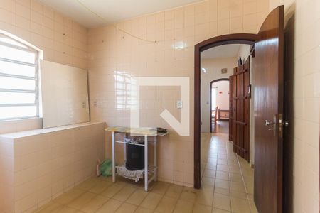 Casa para alugar com 450m², 4 quartos e 7 vagasÁrea de Serviço